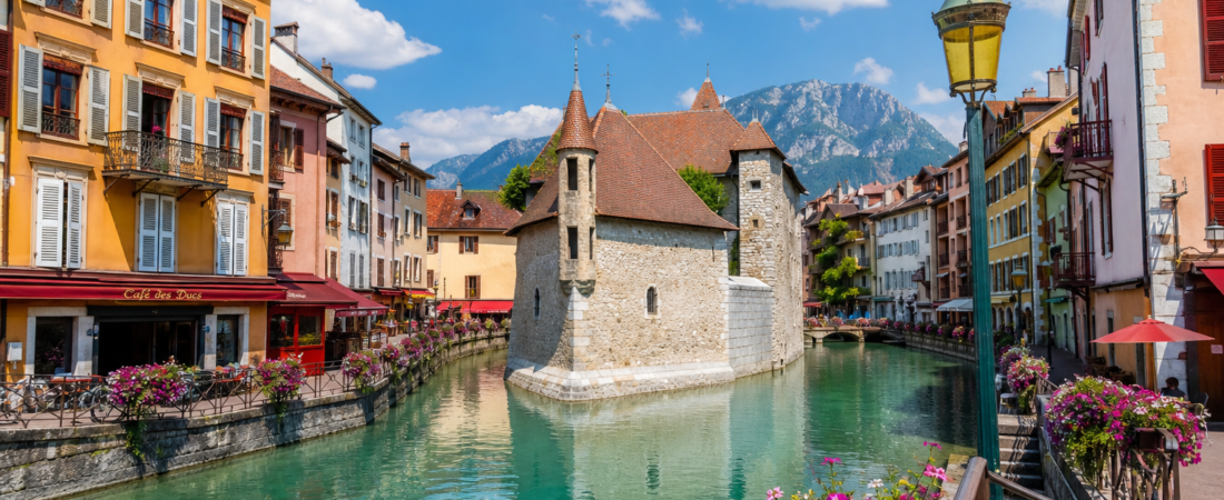 Itinerario ad Annecy: Guida Completa alla Venezia delle Alpi