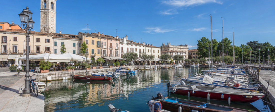 Noleggio auto e transfer a Desenzano del Garda: Guida Pratica