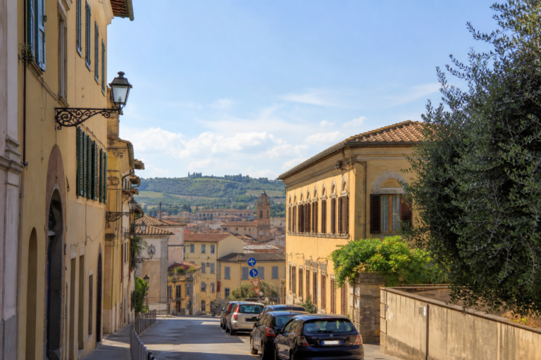 Noleggio auto e transfer a Empoli: Guida Pratica