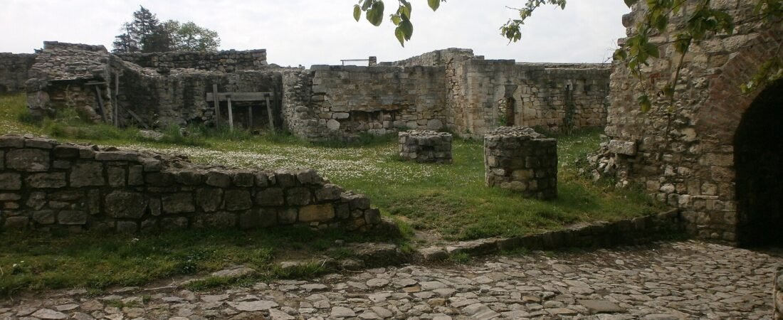 Belgrado in solitaria: guida alla capitale serba tra Kalemegdan e Zemun