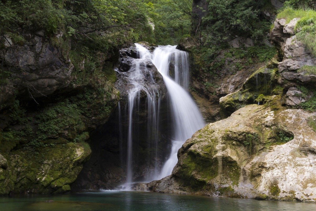 Gola di Vintgar con passerella in legno lungo il fiume Radovna