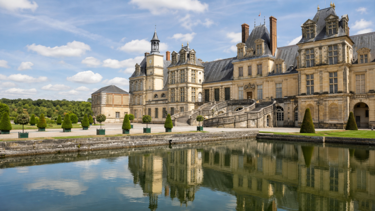 Piacenza in solitaria: guida senza auto tra piazza Cavalli, gotico e sapori del Po