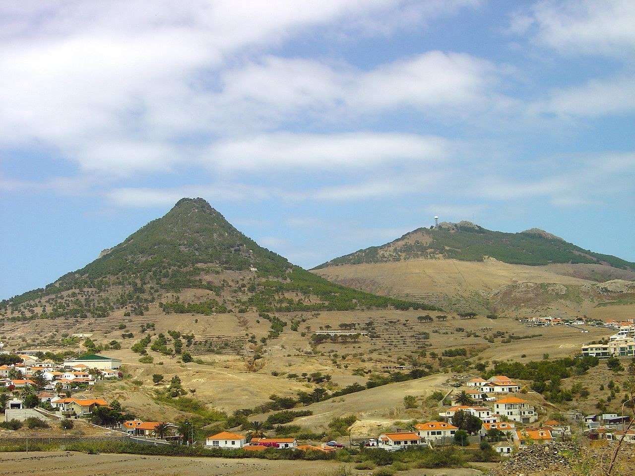 Pico do Castelo e Pico do Facho a Porto Santo