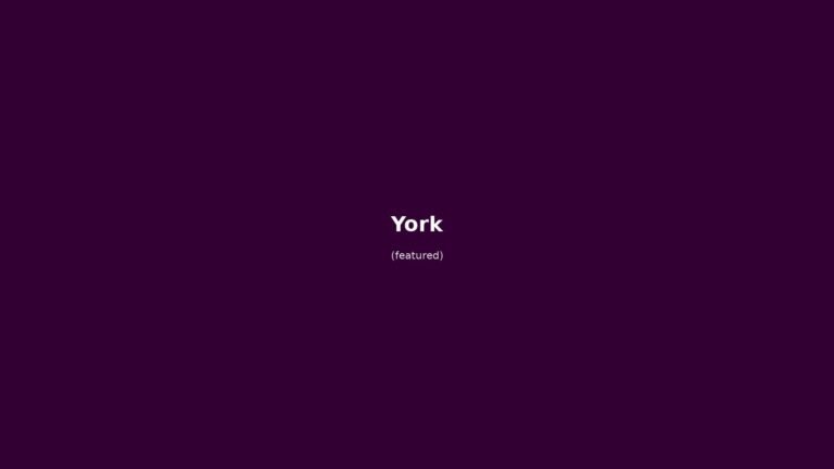 York in solitaria: arrivo in treno, York Minster, Shambles, Jorvik e mura medievali — guida completa senza auto