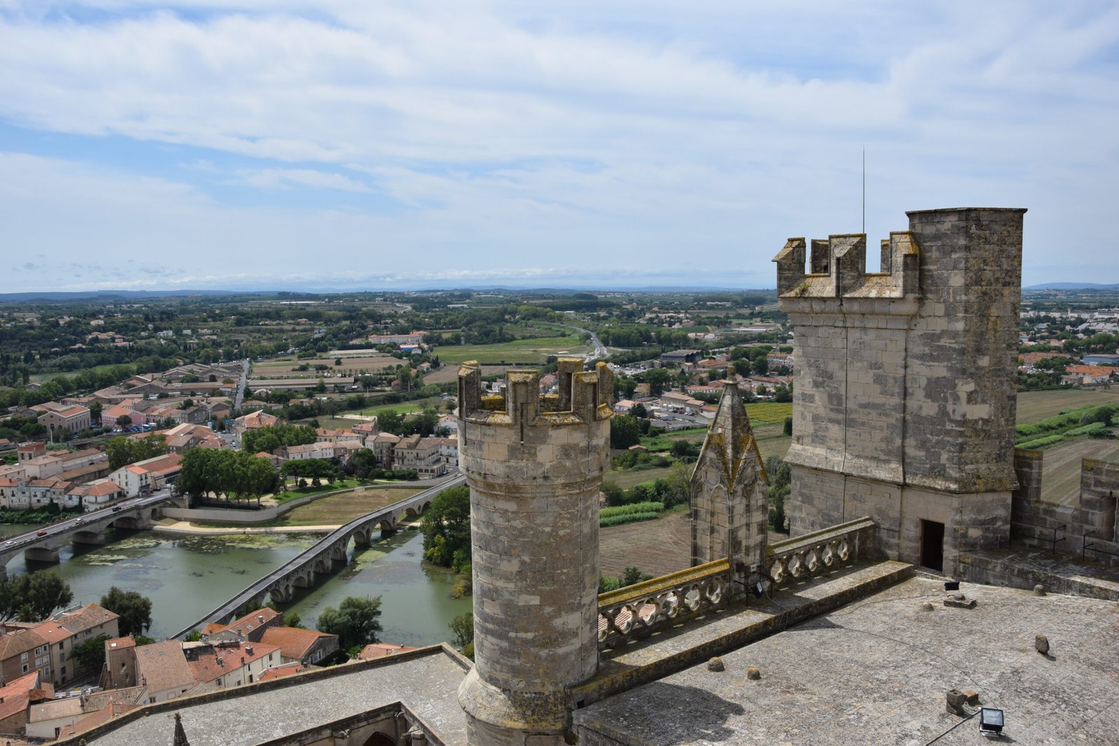 Béziers in solitaria: guida premium tra cattedrale, Orb e Canal du Midi