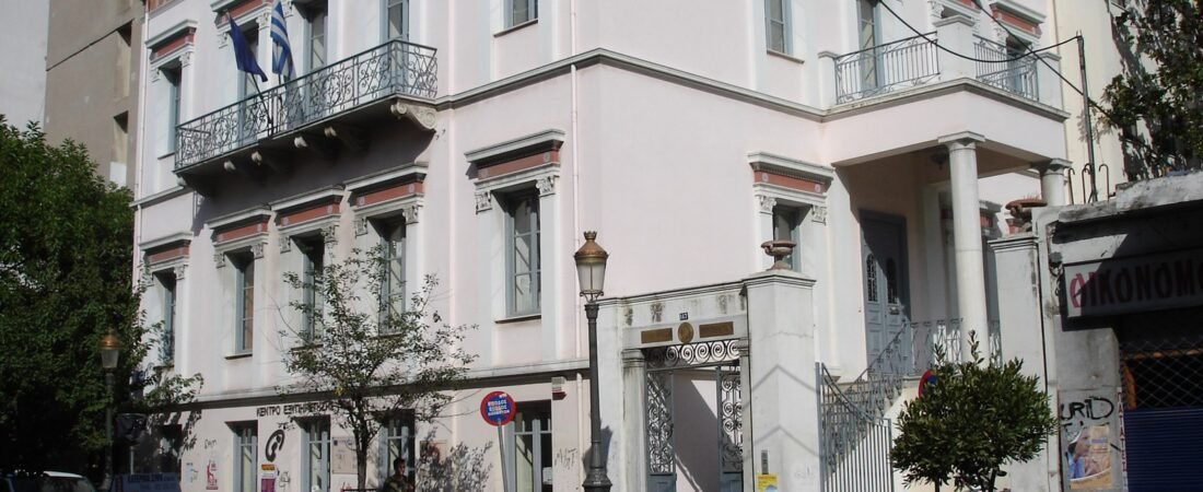 Patras in solitaria: guida completa