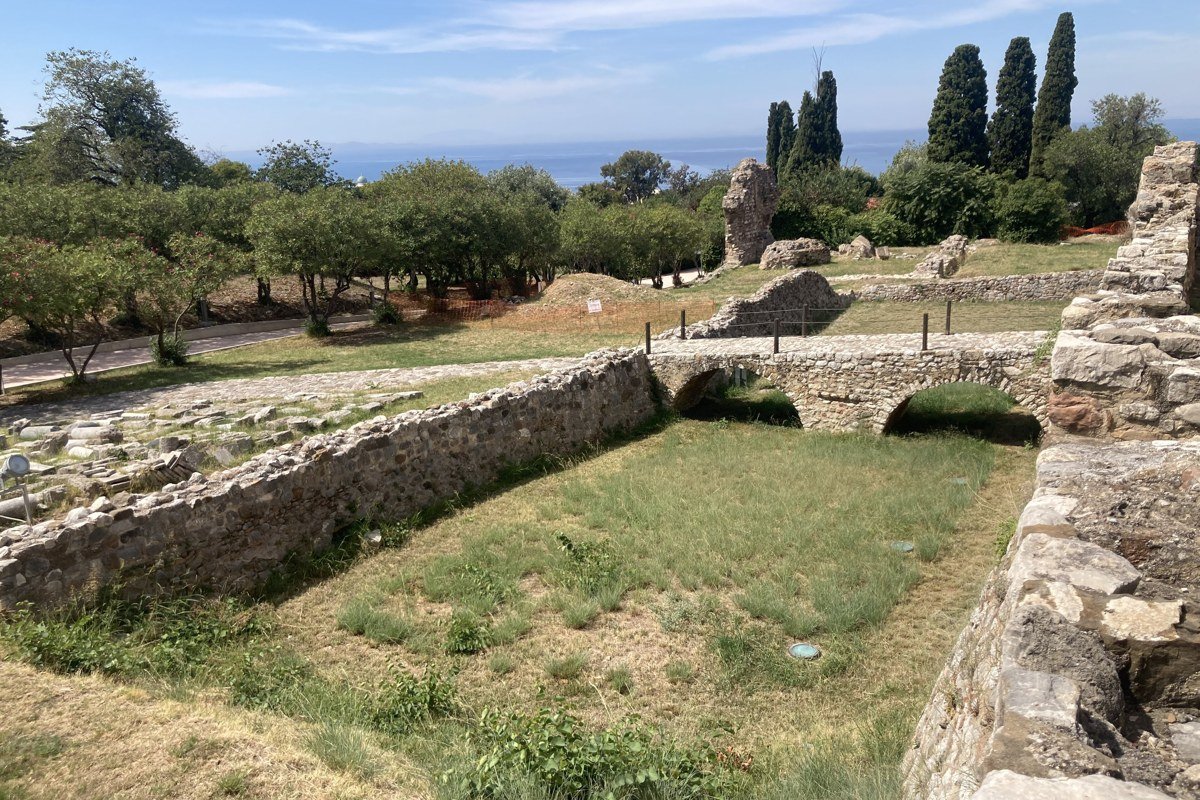 Patras: Come arrivare senza auto