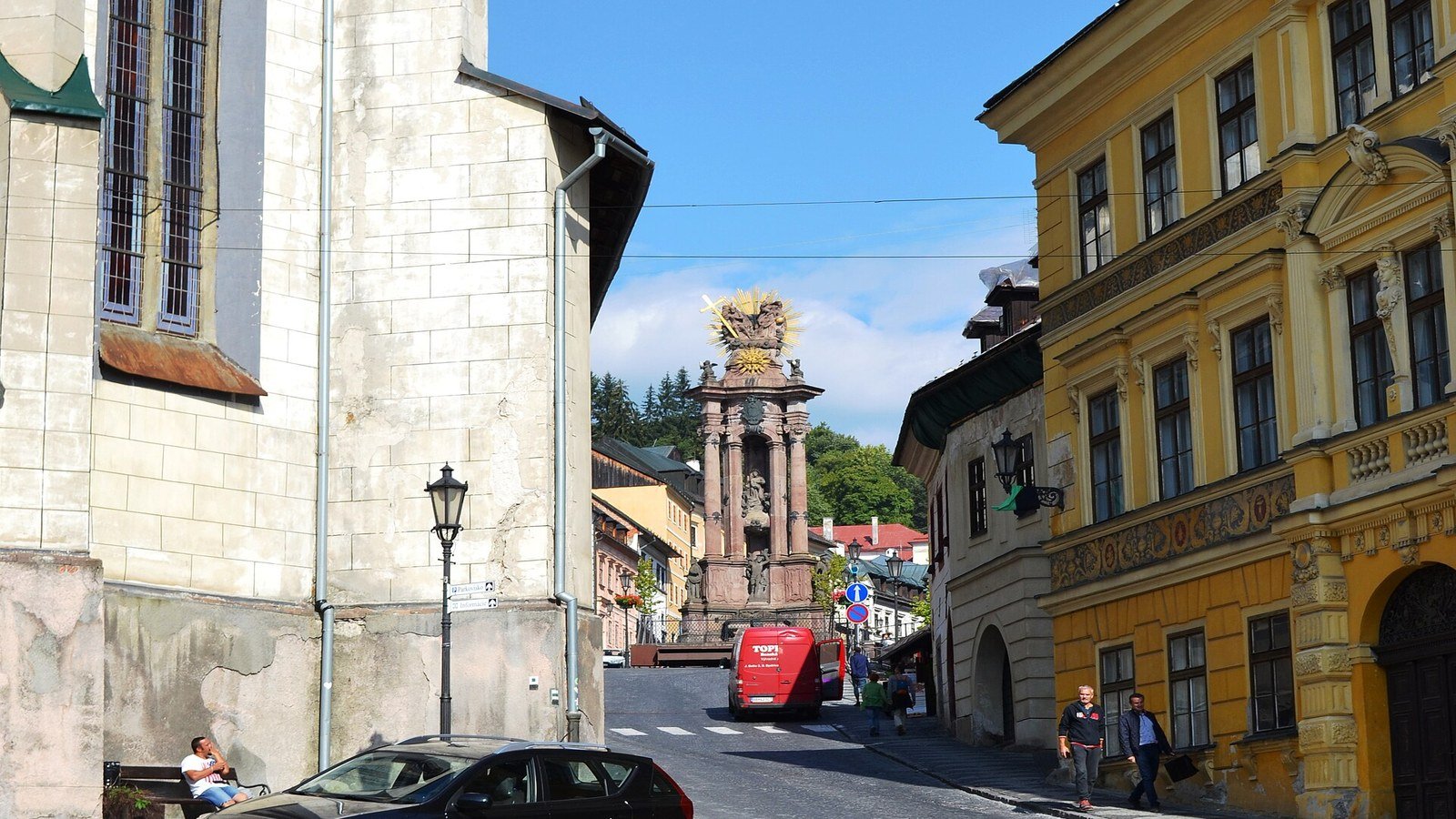 Holy Trinity square