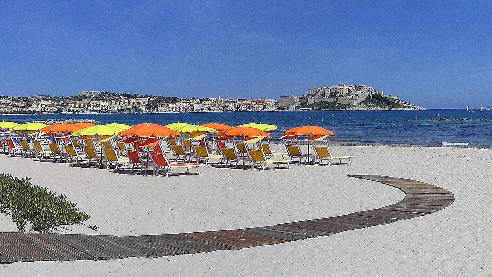 Calvi beach