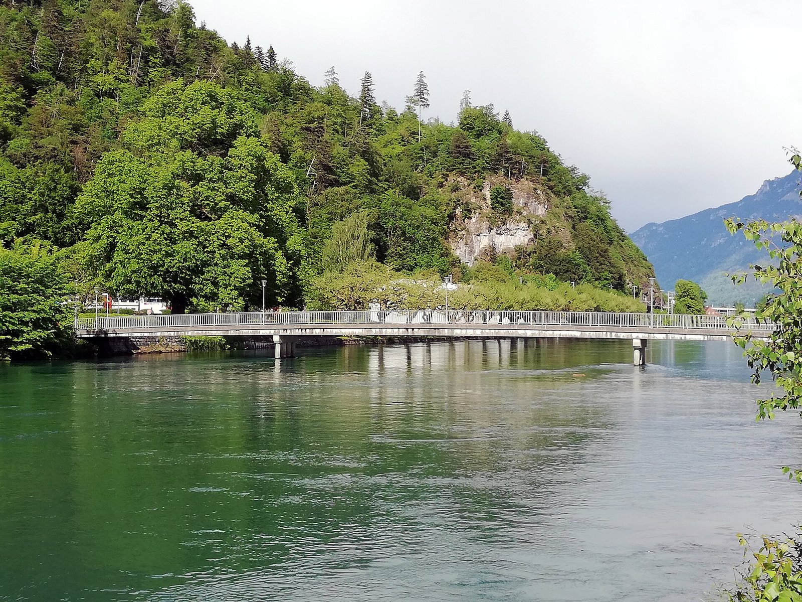 Weekend a Interlaken: Guida per un Viaggio tra Laghi e Alpi