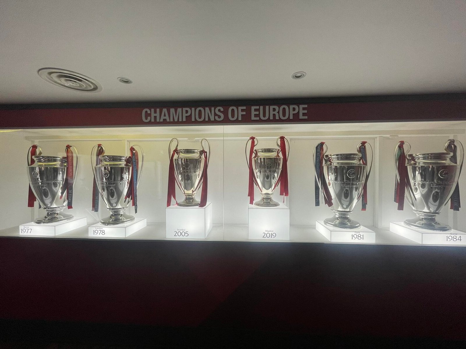 Weekend a Liverpool: Guida per un Viaggio tra Beatles e Calcio