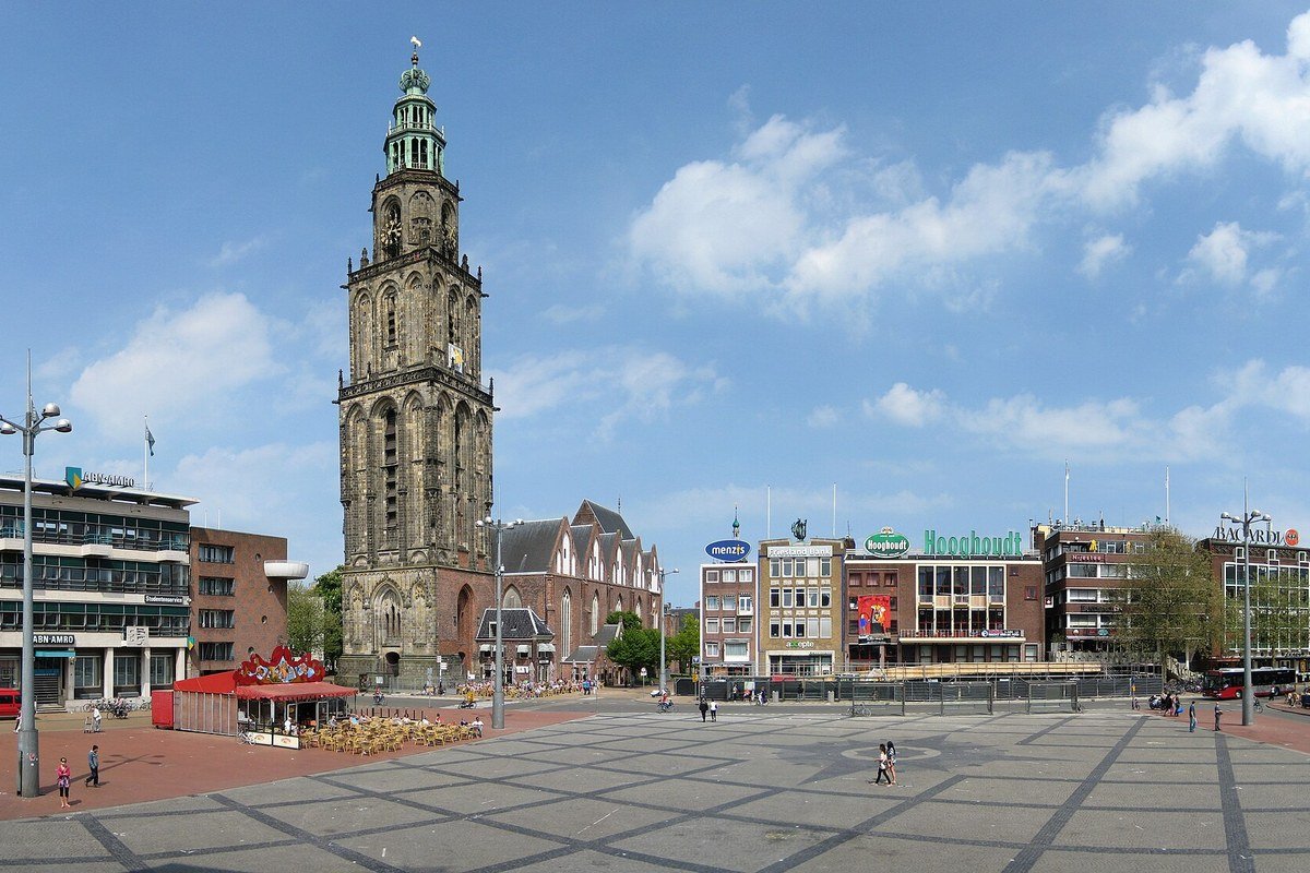 I canali di Groningen con le barche