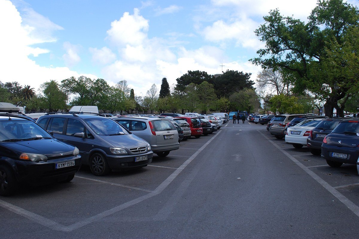 La piazza Spianada di Corfù