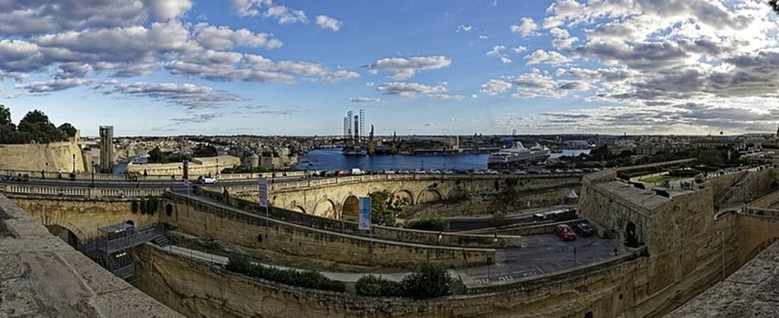 La Valletta in solitaria: fortezze, barocco e il mare