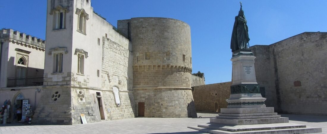 Otranto in solitaria: la porta d’Oriente del Salento