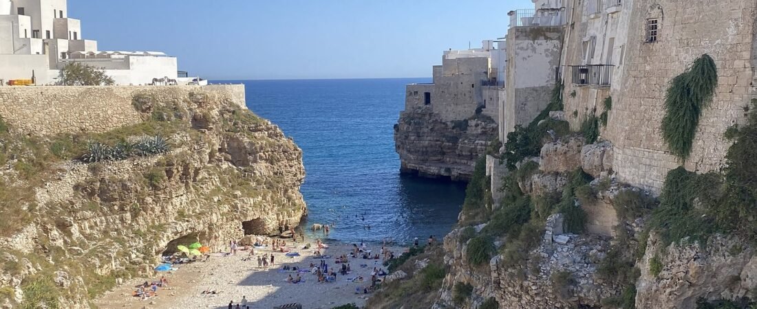 Polignano a Mare in solitaria: la città di Modugno