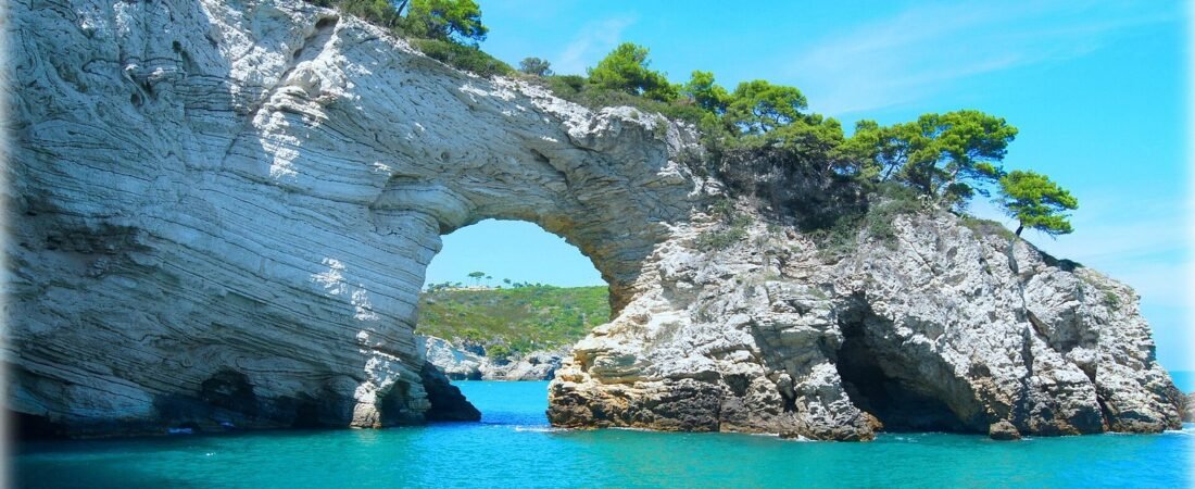 Vieste in solitaria: la città bianca del Gargano