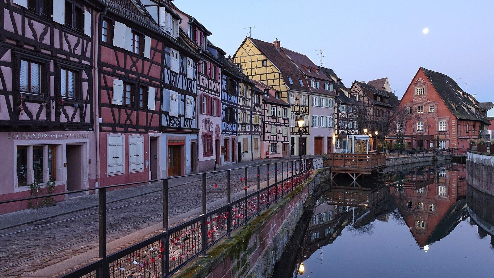 Colmar in solitaria: Petite Venise, Maison Pfister e Strada dei Vini