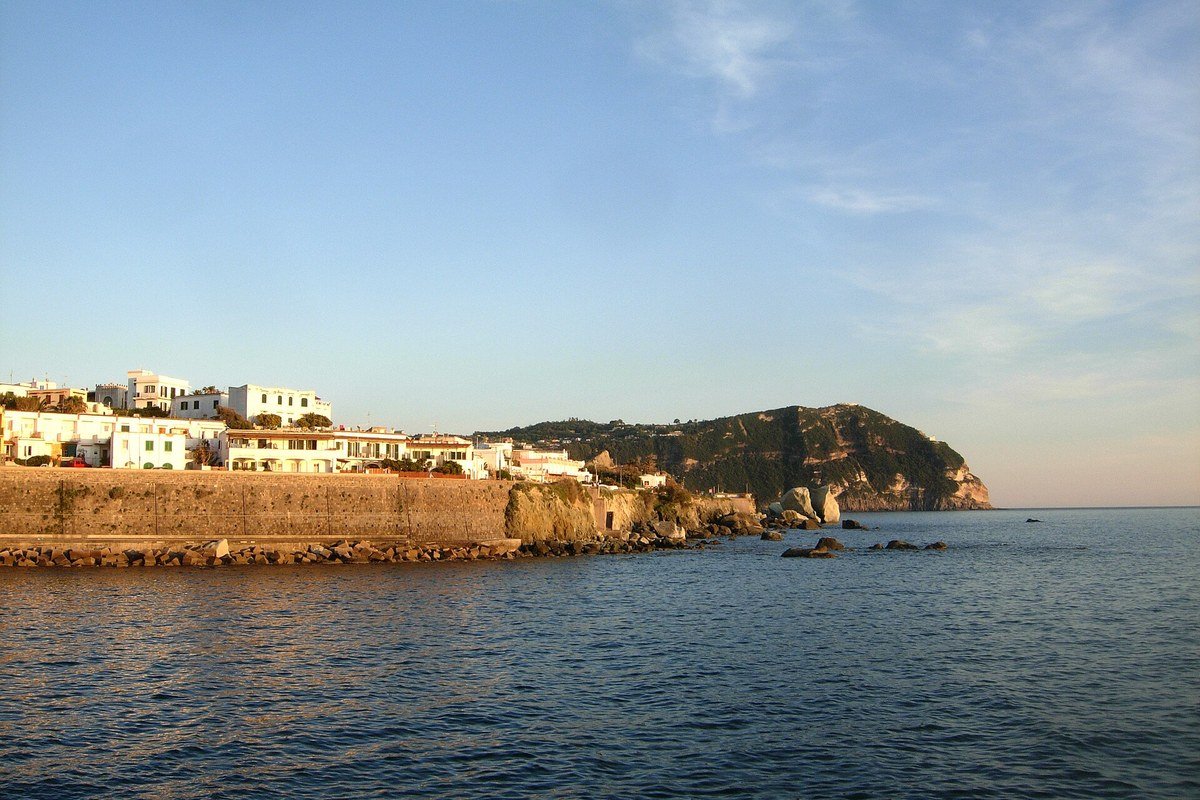 Forio e la costa di Ischia