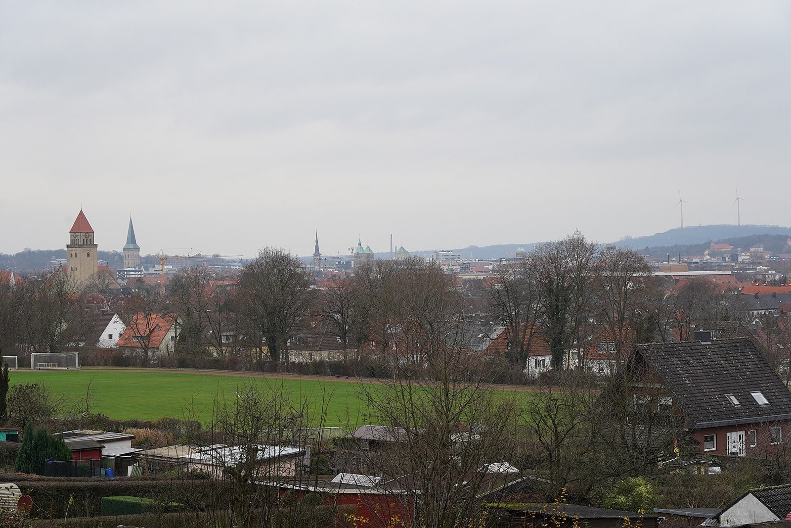 Osnabrück in solitaria: guida completa — strada e quartieri della città