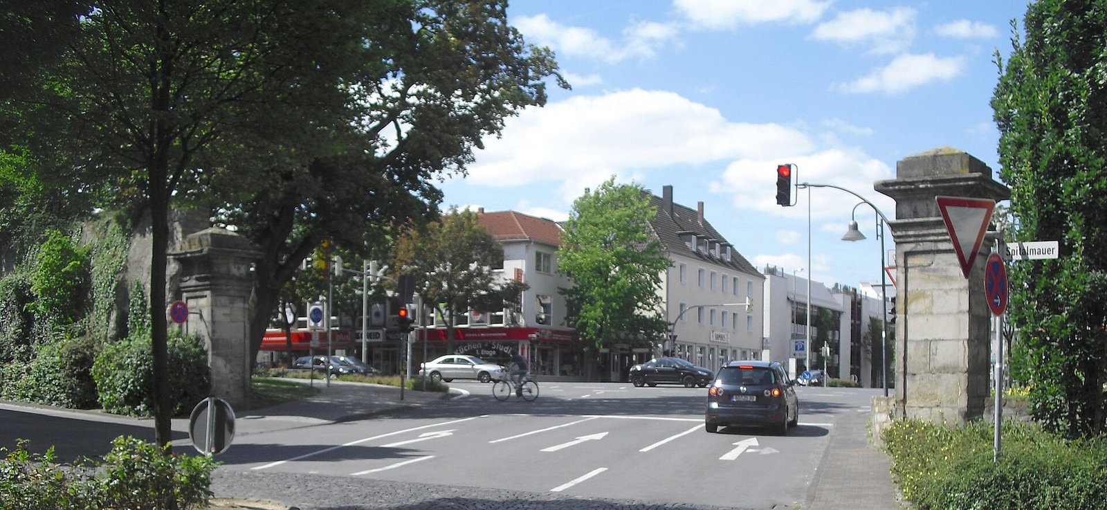 Paderborn in solitaria: guida completa — strada e quartieri della città