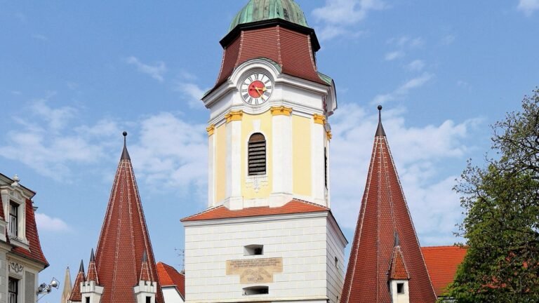 Krems in solitaria: guida alla città della Wachau UNESCO tra Steiner Tor, vino e Danubio
