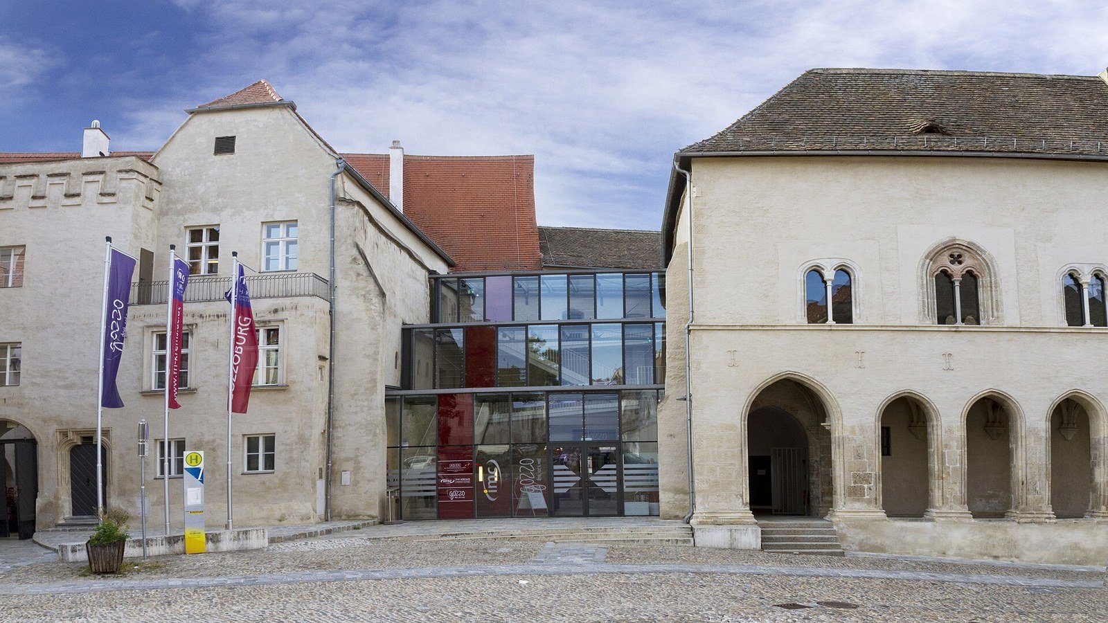 Gozzoburg medieval palace and Obere Landstrasse in Krems old town