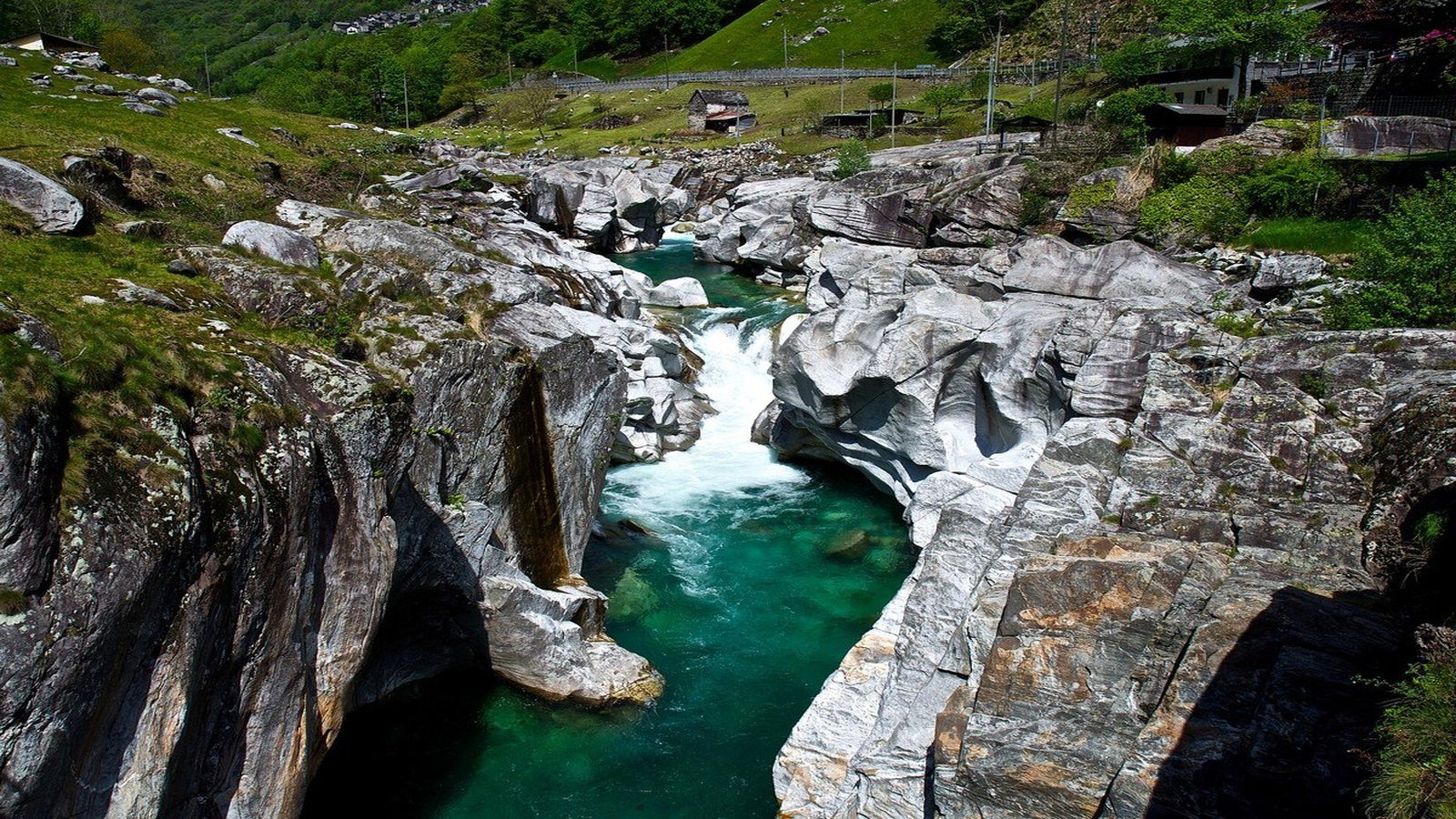Ponte dei Salti Lavertezzo Verzasca valley