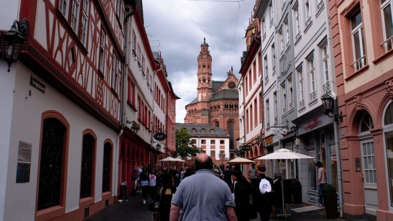 Mainz in solitaria: duomo millenario, Gutenberg e la città romana sul Reno