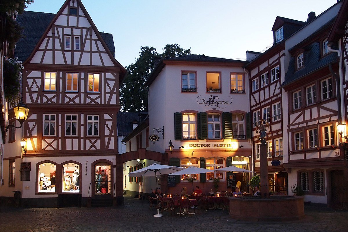 Kirschgarten half-timbered houses quarter in Mainz old town with cobblestone streets
