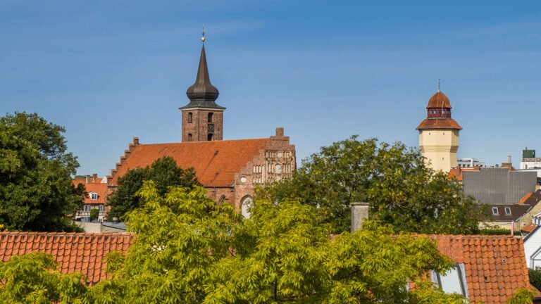 Nykøbing Falster in solitaria: guida premium tra storia, acqua e Falster