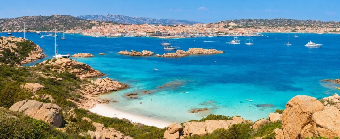 Dove dormire a La Maddalena: guida ai migliori quartieri e hotel