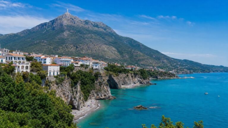 Dove dormire a Maratea: guida ai migliori quartieri e hotel