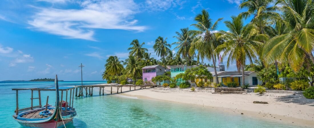 Maldive low cost: viaggio solitario alle isole paradisiache