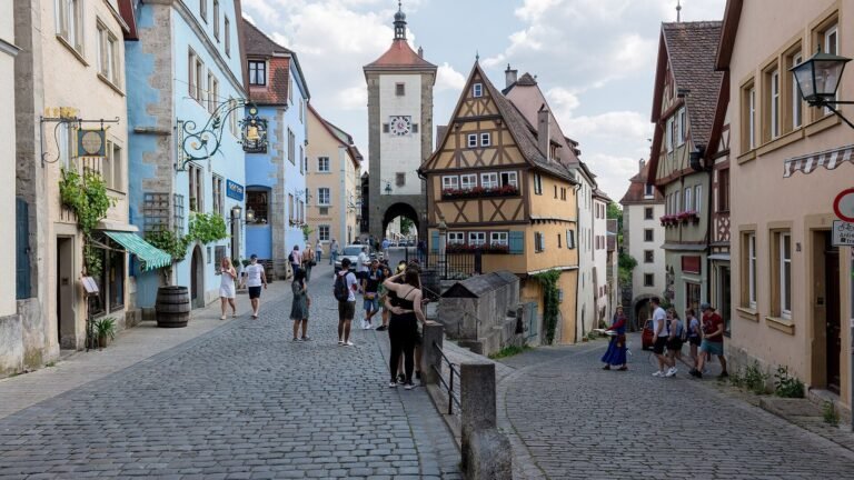 Rothenburg in solitaria: guida completa alla perla della Baviera