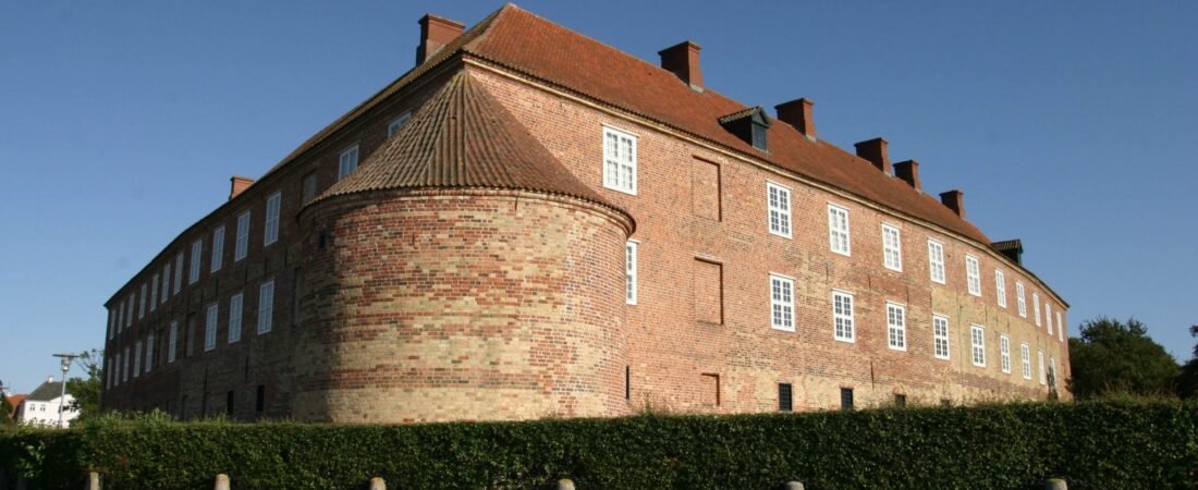 Sønderborg in solitaria: castello, Dybbøl e il fiordo di Als