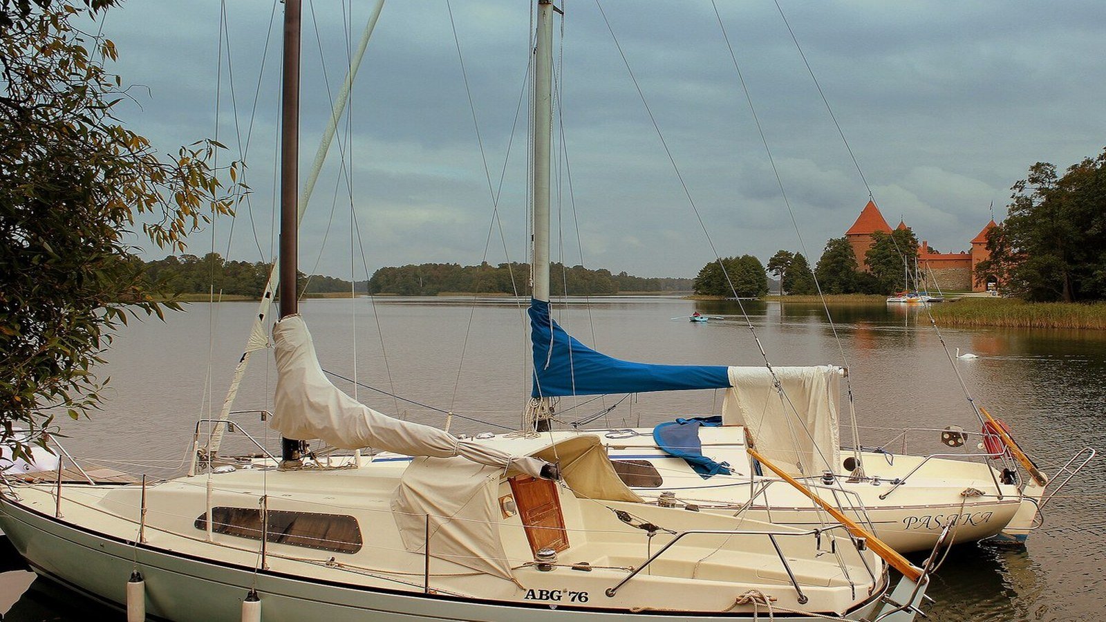 Trakai castle lake
