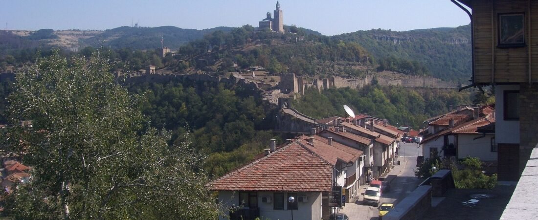 Veliko Tarnovo in solitaria: guida all’antica capitale della Bulgaria
