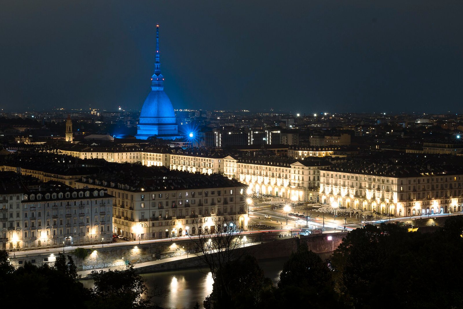 Itinerario a Torino: Guida Completa tra Mole Antonelliana, cioccolato e cinema