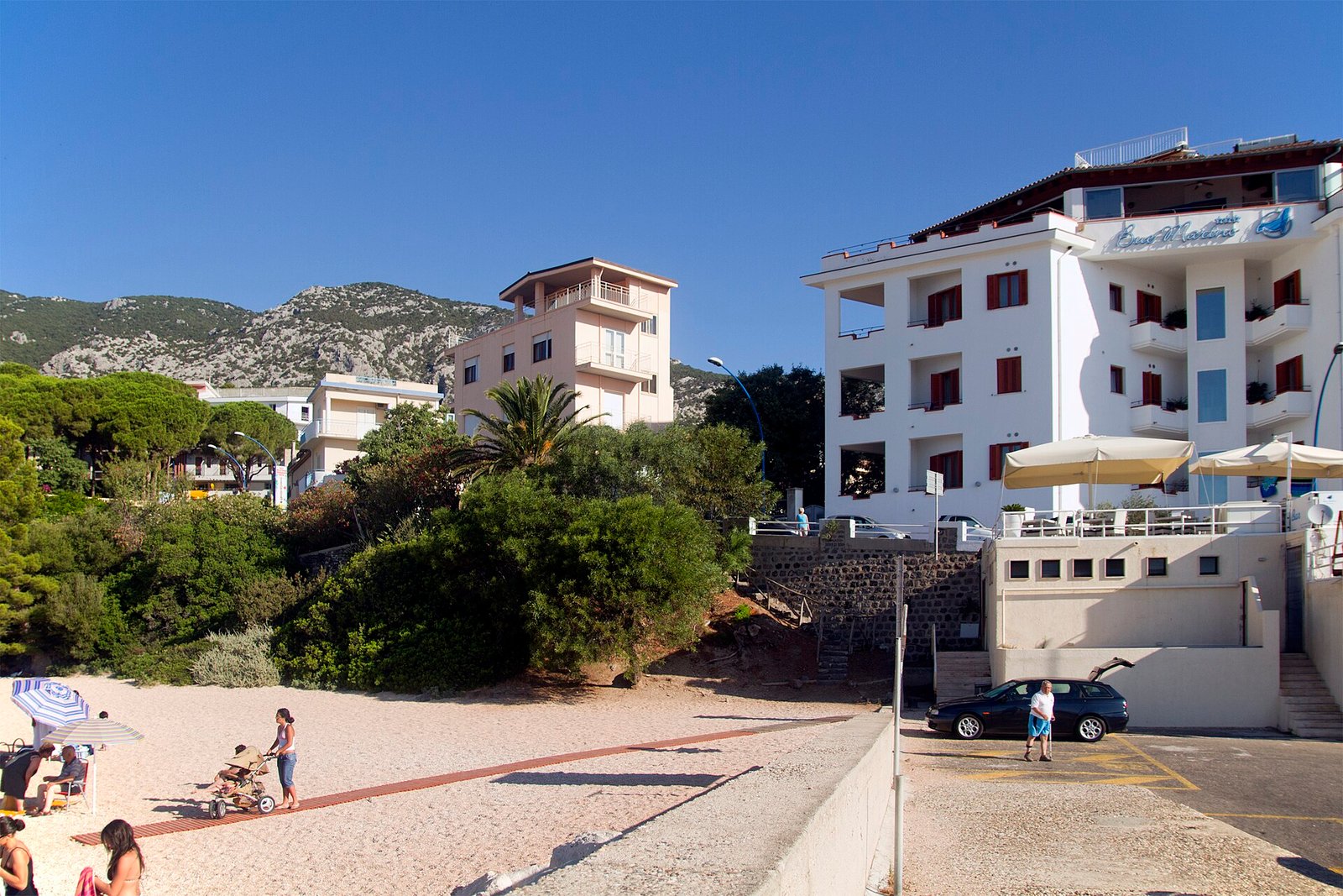 Dove dormire a Cala Gonone: guida ai migliori quartieri e hotel