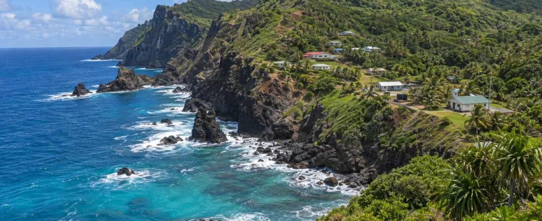 Adamstown in solitaria: una comunità remota nel Pacifico