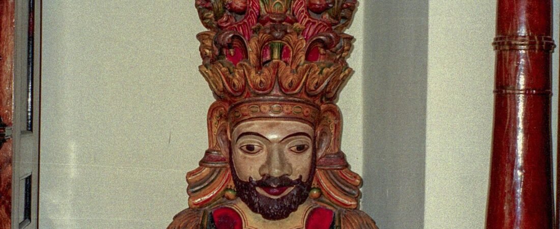 Ambalangoda in solitaria: maschere, teatro e costa dello Sri Lanka