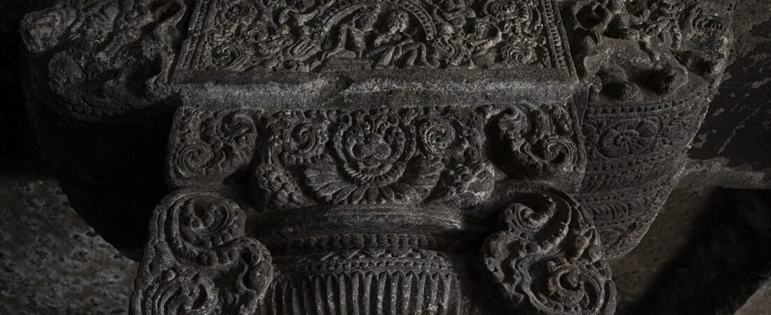 Aurangabad in solitaria: grotte, storia e Maharashtra