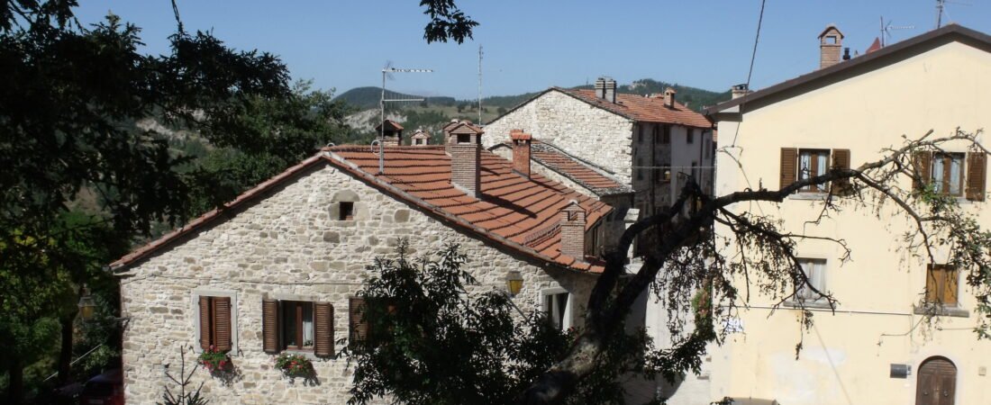 Badia Tedalda in solitaria: guida tra A e territorio