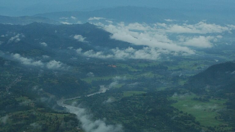 Bandipur in solitaria: case storiche, templi e colline del Nepal