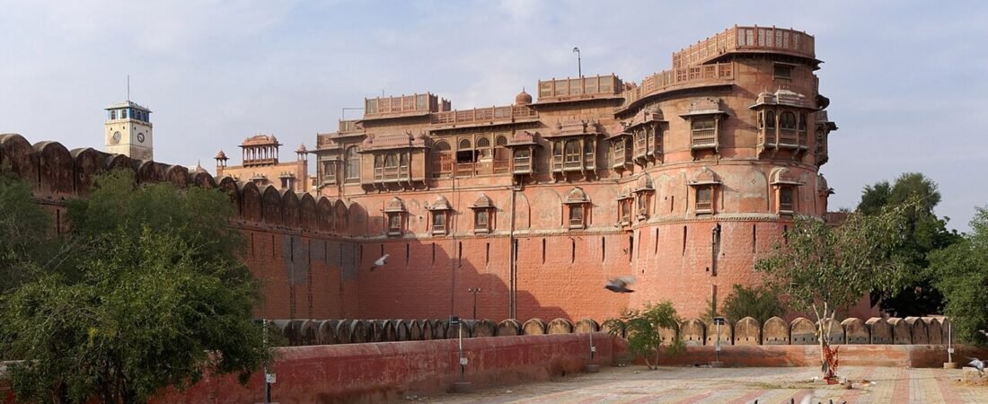 Bikaner in solitaria: fortezze, haveli e deserto del Rajasthan