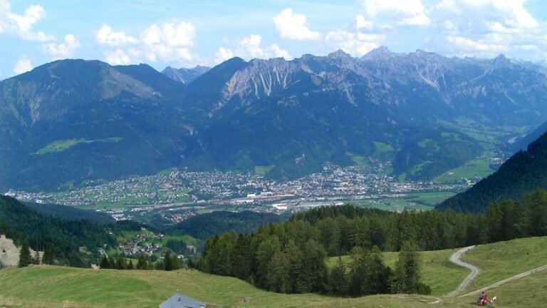 Bludenz in solitaria: montagne, vallate e Vorarlberg autentico