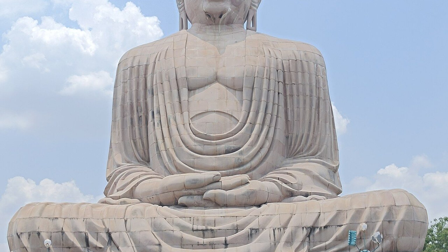 Bodh Gaya in solitaria: Buddha, templi e Bihar spirituale