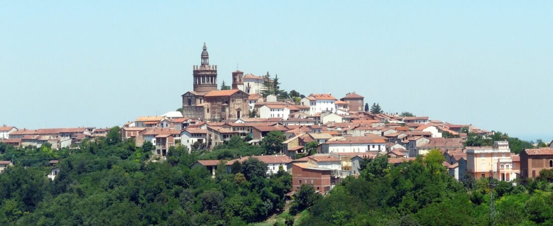 Camagna Monferrato in solitaria: guida tra Chiesa di Sant’Eusebio e territorio