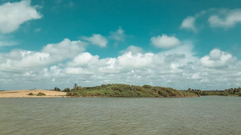 Chilaw in solitaria: lagune, sabbia e costa dello Sri Lanka